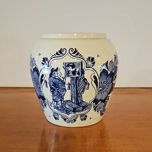 VTG Van Rossem's Toeback Anno 1750 Delph Blue Tobacco Jar Humidor Holland